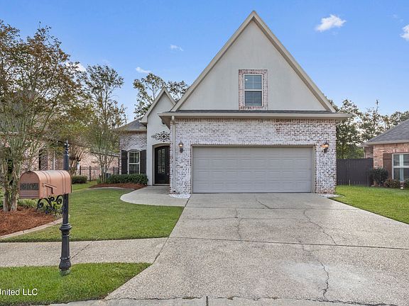 2nd image of 3804 Acadian Village Dr