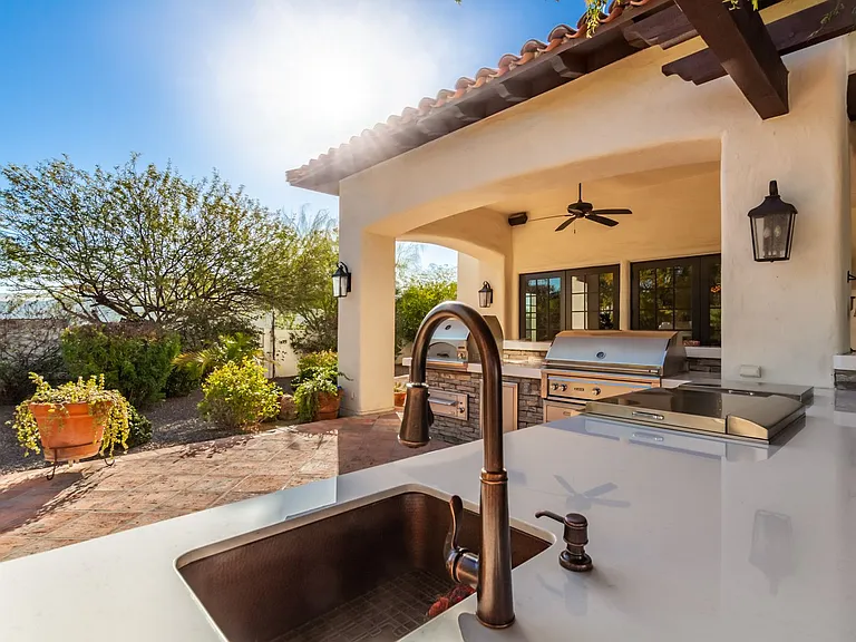 6708 E San Miguel Ave — Photo 41