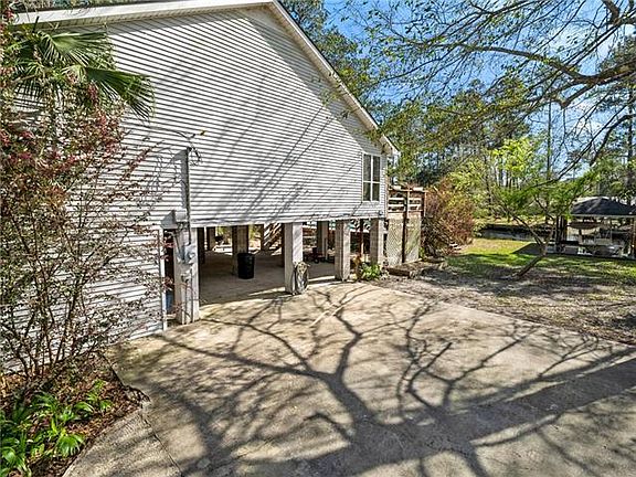 5th image of 26605 Lucille Dr