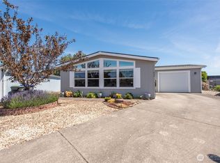 622 N 7th Ave, Sequim, WA 98382