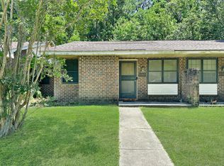 2757 Oak Leaf Dr, North Charleston, SC 29420