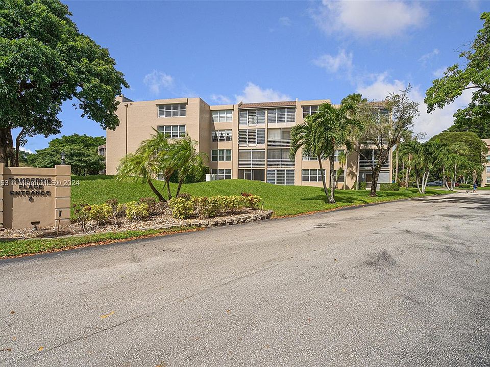 1st image of 9480 Tangerine Pl APT 307