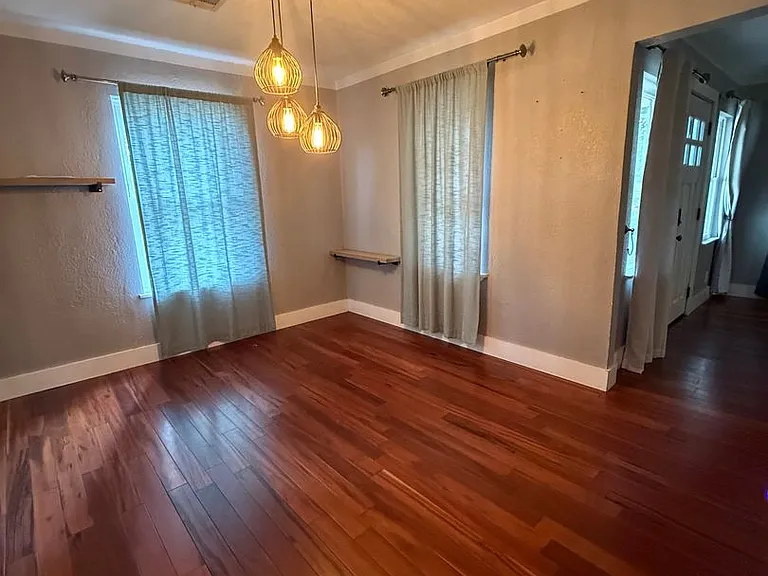 514 Dakota St — Photo 4