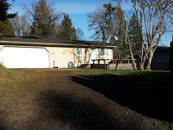 2nd image of 4671 SE Greenshores Dr
