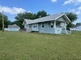 1422 Washington St, Harper, KS 67058