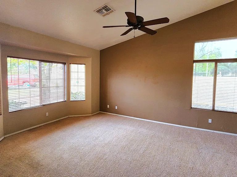 1691 W Musket Way — Photo 6