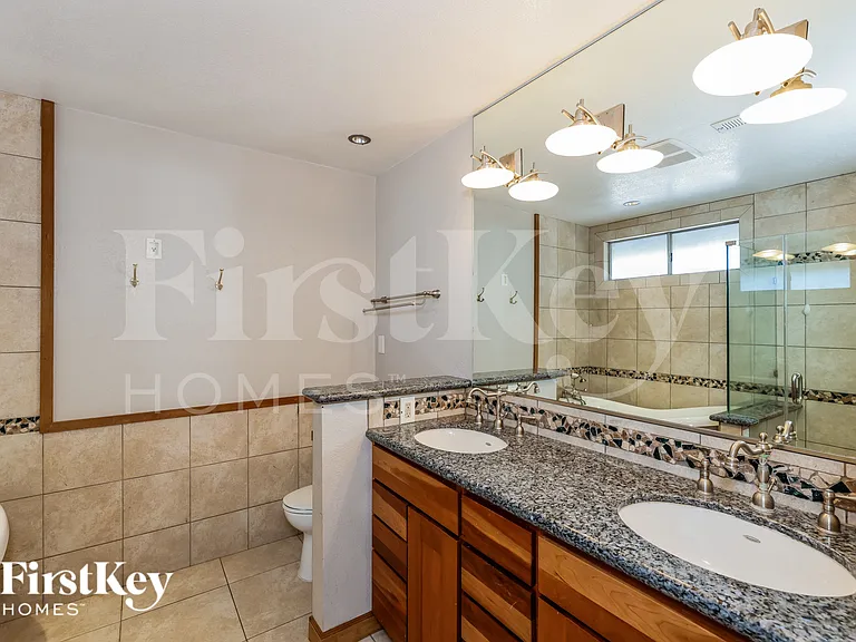 2406 El Cid Ct — Photo 16