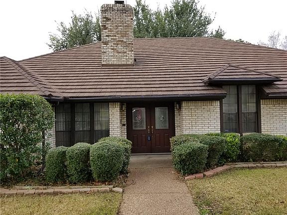 5th image of 2710 Marquis Cir E