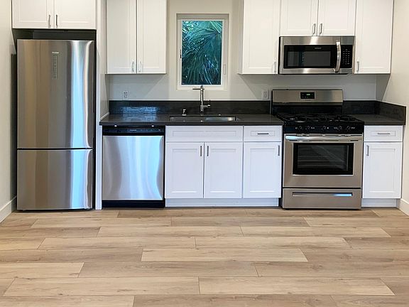 2nd image of 23131 Mariano St