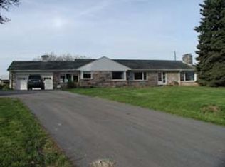 1950 Fishburn Rd, Hummelstown, PA 17033
