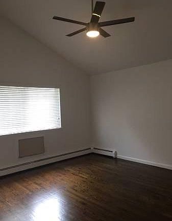 4th image of 1520 Stadium Ave