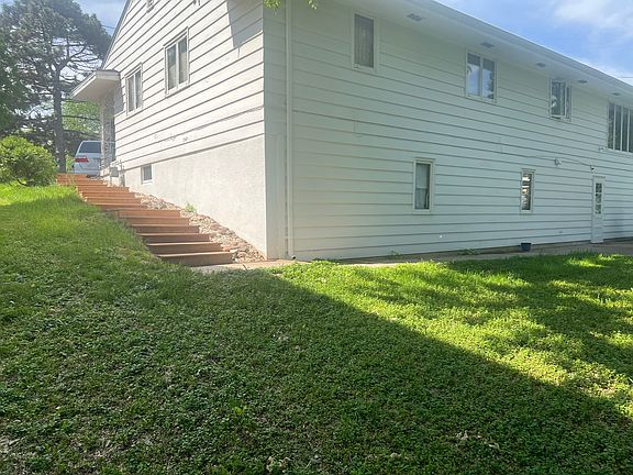 3rd image of 8724 Minnetonka Blvd