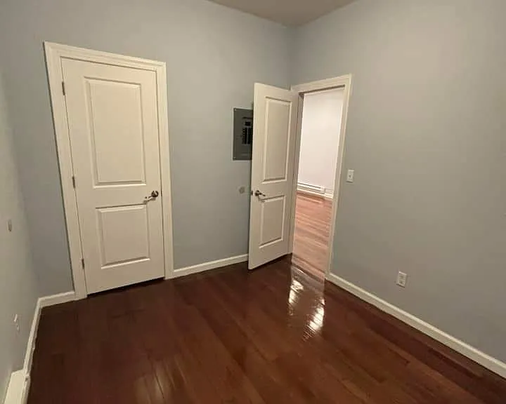 36 E 16th St #2 — Photo 3