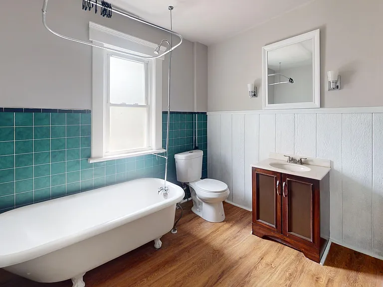 1021 Rex Ave NE — Photo 5