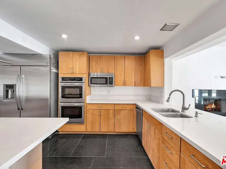 5890 Fairhaven Ave — Photo 5