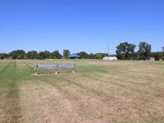 4th image of 45979 Tallgrass Ct