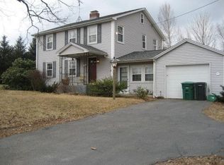 41 North Rd, East Kingston, NH 03827