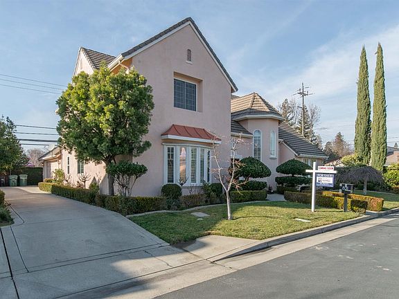 4th image of 831 Sierra Oaks Vista Ln