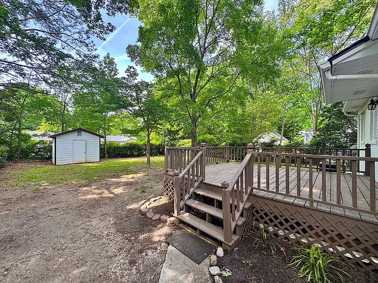 2420 Milburnie Rd — Photo 17