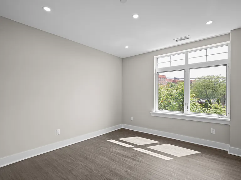 70A Croton St #3 — Photo 2