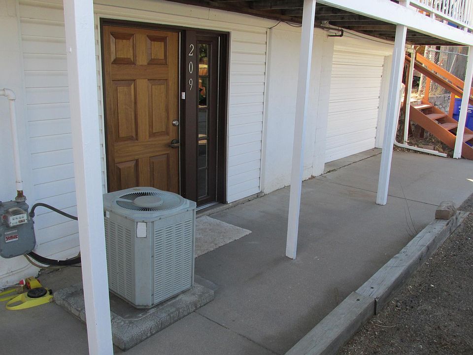 Walk out entrance from alley.