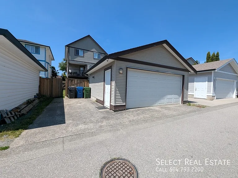 36220 Shadbolt Ave — Photo 43