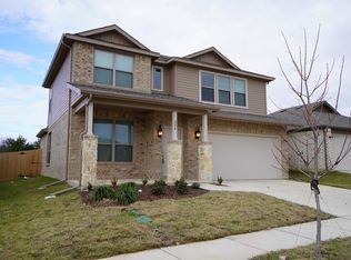 132 Fairmeade Dr, Terrell, TX 75160