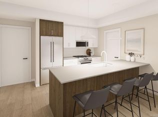 2881 Leigh Rd #203, Langford, BC V9B4G5