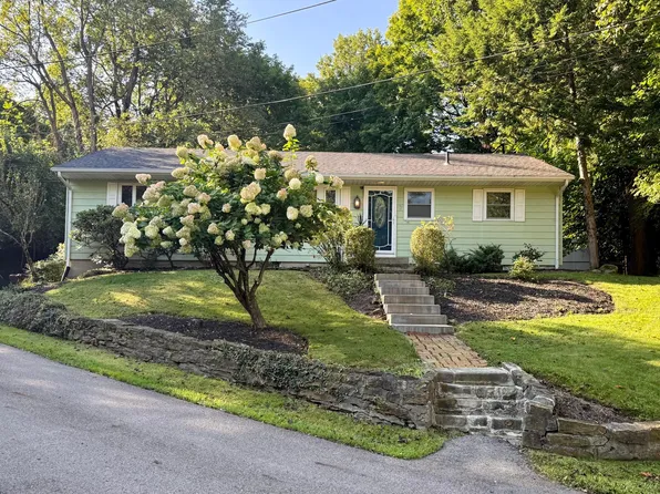 7 Samson Ct, Granville, OH 43023