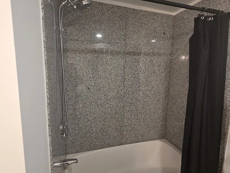950 Broadway #23 — Photo 9