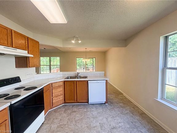 2nd image of 4234 Nestleway Ct