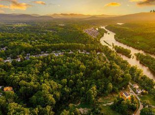 226 Riverside Dr, Lynchburg, VA 24503