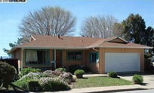 2nd image of 47639 Bannon Ct