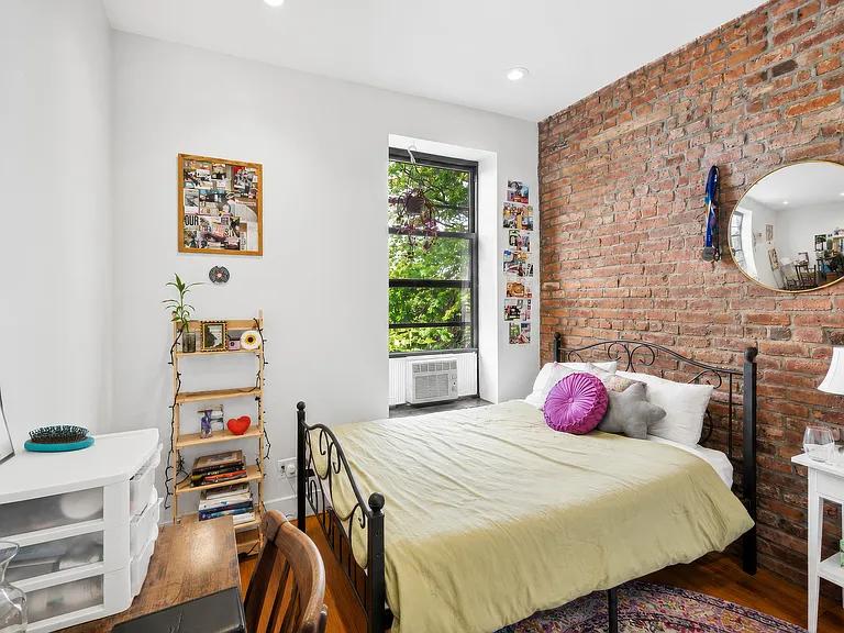 494 Macdonough St #2 — Photo 7