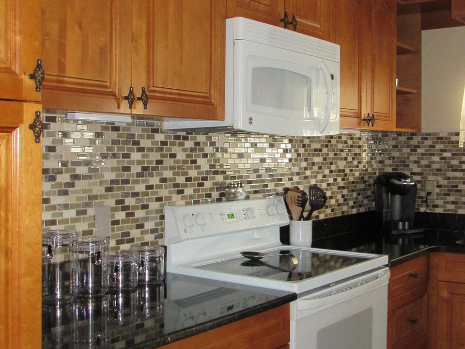 Granite and Hardwood Updates