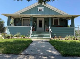 146 S 16th St, Hot Springs, SD 57747