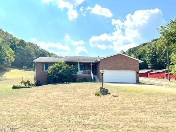 3856 Roxford Church Rd SE, Dennison, OH 44621