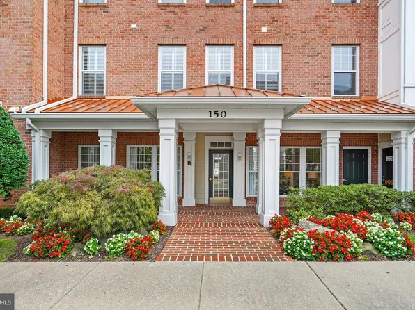 150 Chevy Chase St APT 202, Gaithersburg, MD 20878