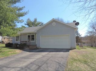 W10715 Airport Rd, Lodi, WI 53555