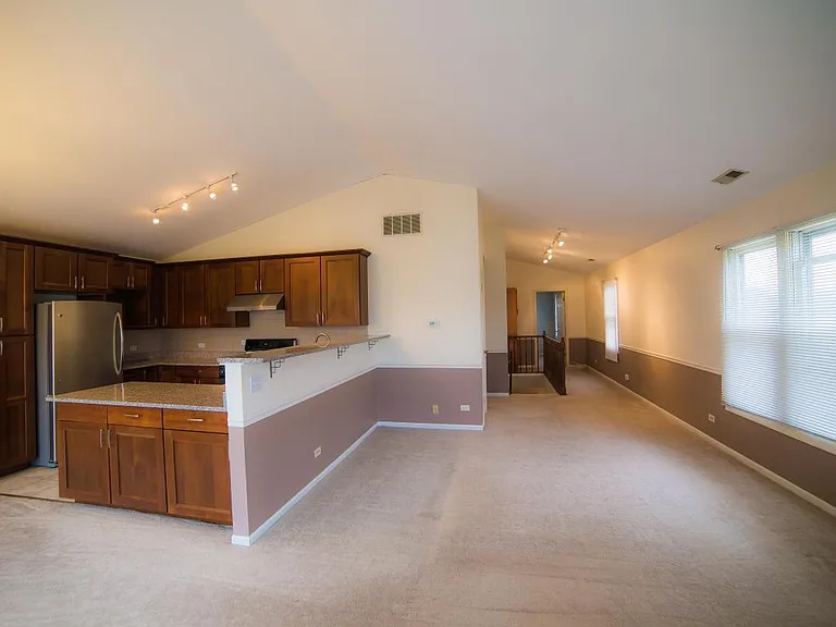 1681 Vermont Dr #A — Photo 3