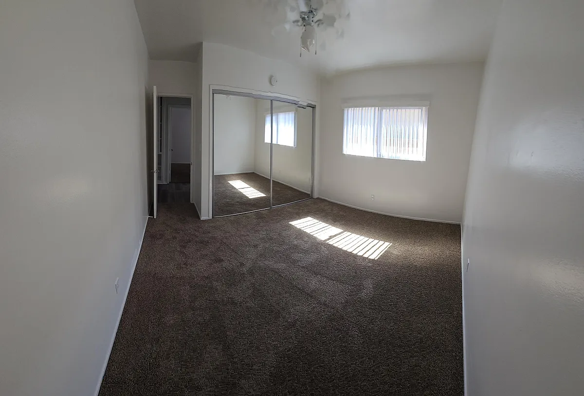 Building Photo - Woodcliff Apartment Homes