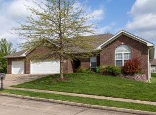 5304 Forest Glen Dr, Columbia, MO 65203
