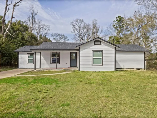 370 W Bolivar St, Vidor, TX 77662