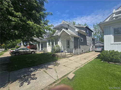 147 W Winspear Ave #N Photo 1