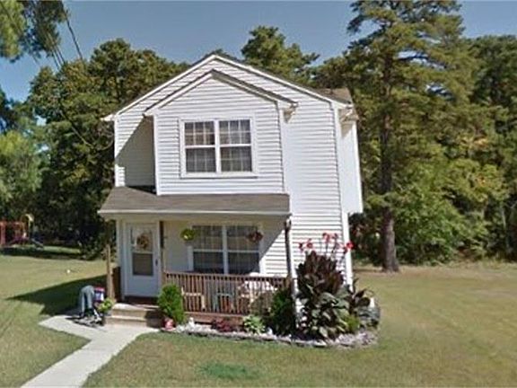 5th image of 202 Manor Dr