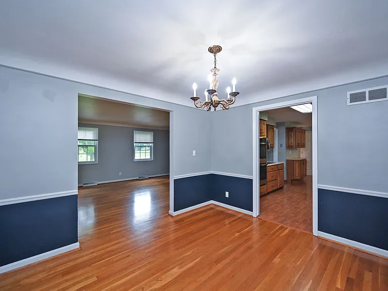 7777 Kugler Mill Rd — Photo 8