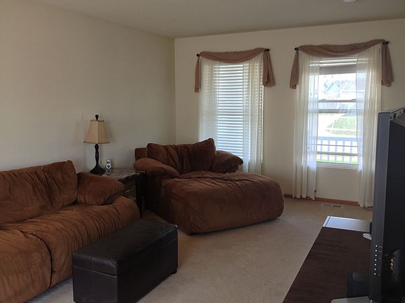 20x12' Living Room