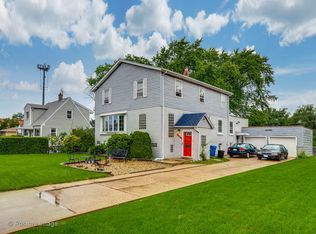 142 Parkview Dr, Northlake, IL 60164