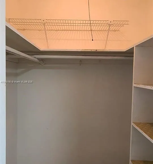92 Berkshire E #92-D — Photo 12