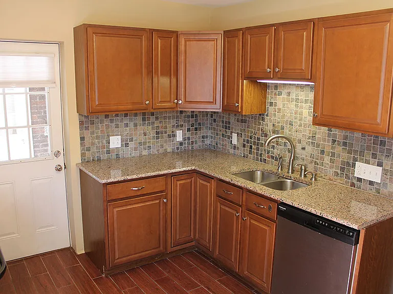 5836 Alderson — Photo 14